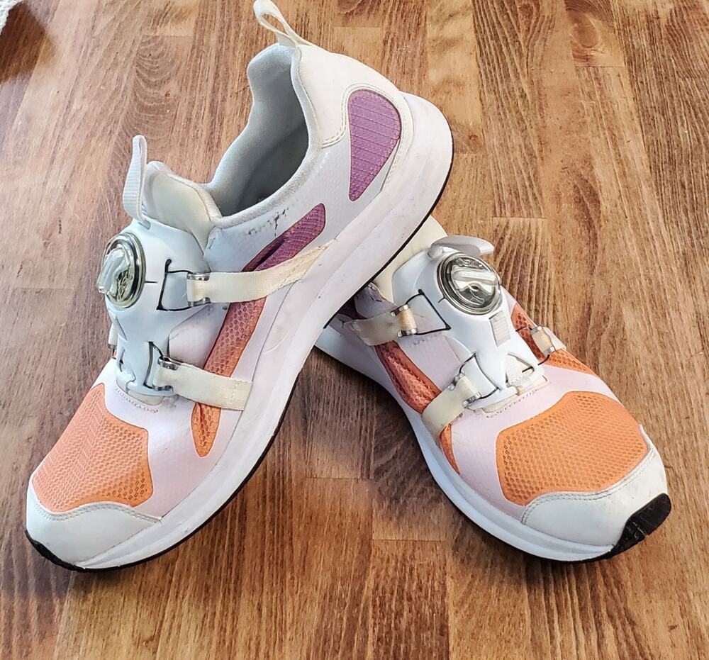 Vtg. Puma Pink Orange Mesh Disc Athletic Sneaker Shoes Men's Size 10.5